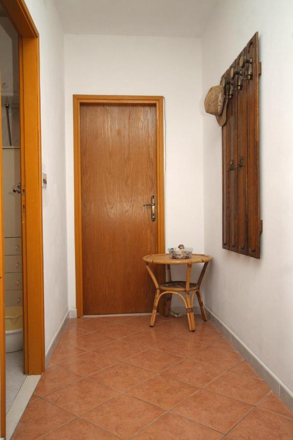 Seaside Apartments With A Swimming Pool Kneza, Korcula - 9269 Račišće Εξωτερικό φωτογραφία